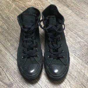Black high-top converse